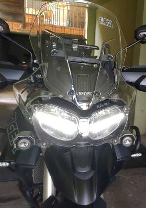 TRIUMPH TIGER 800 XRT TRIUMPH TIGER 800 XRT